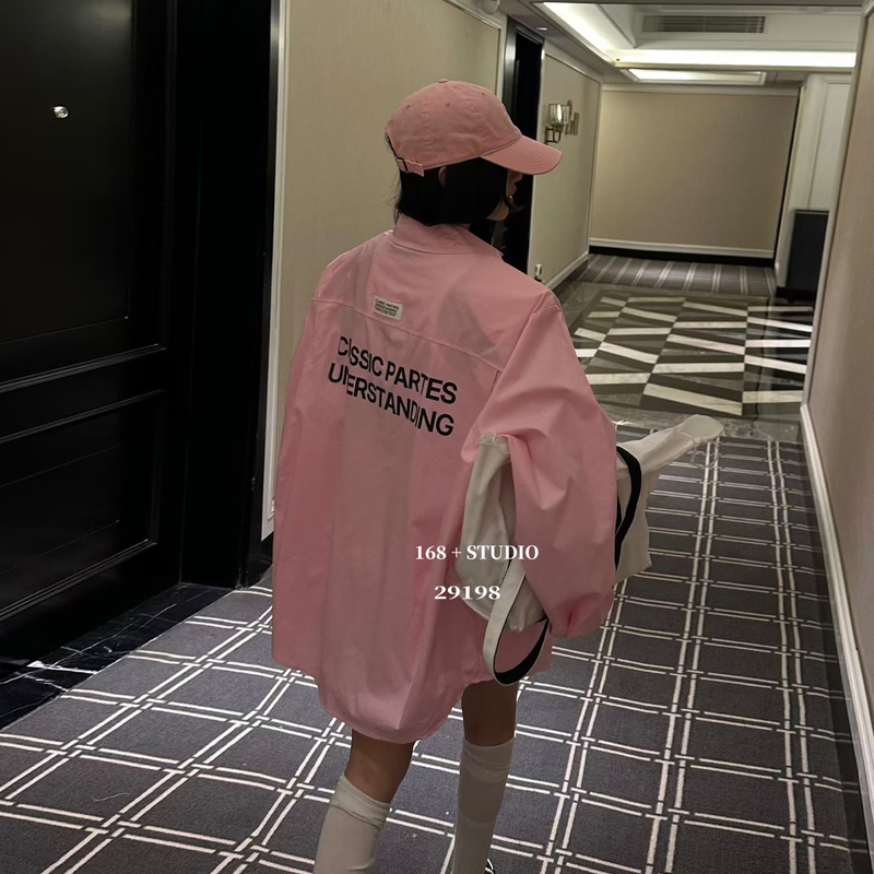Pink Shirt for Women with Shoulder Pads, Super Popular European Style, Loose Oversize Boyfriend Style, Mid-Length, Covers the Butt, Sun Protection Cardigan Pink Shirt for Women with Shoulder Pads, Super Popular European Style, Loose Oversize Boyfriend Style, Mid-Length, Covers the Butt, Sun Protection Cardigan
