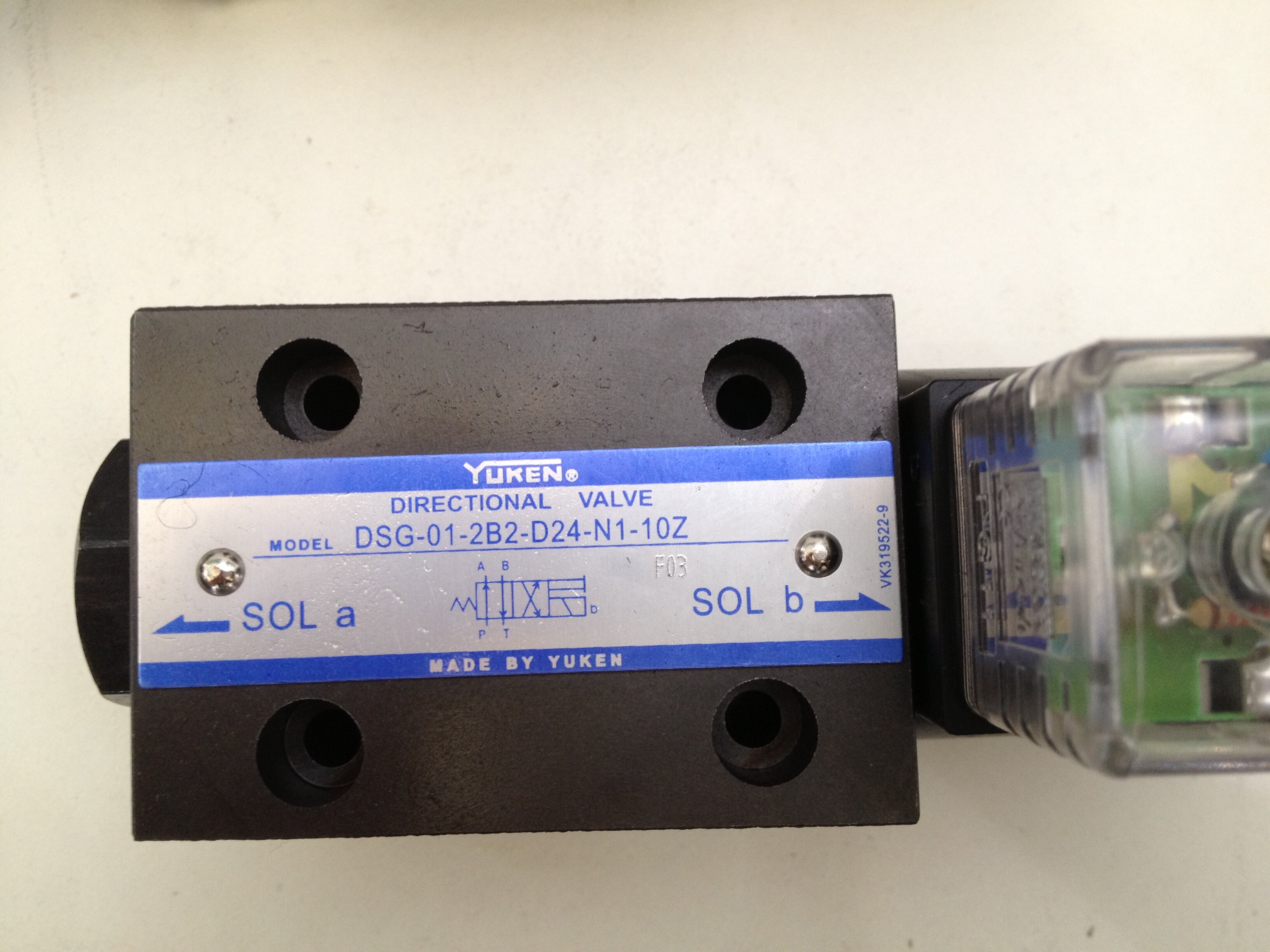 Japan YUKEN Oil Research Proportional Valve EDG-01V-H-PNT13-60T Conventional Model Lots of Stock