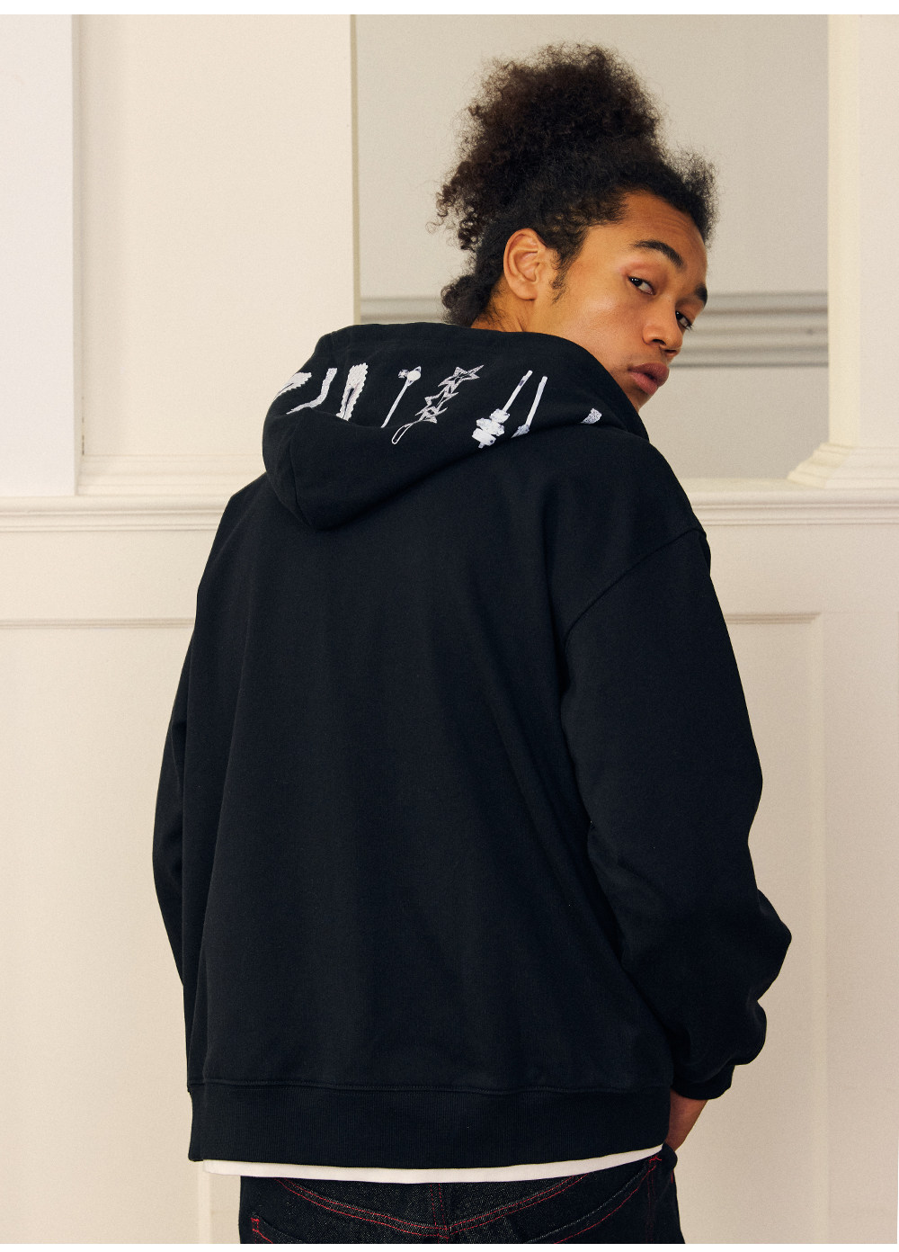 DONSMOKE Hooded Zip-Up Drop-Shoulder Sweatshirt