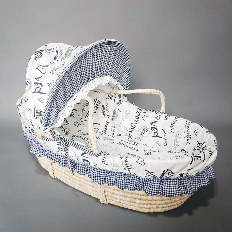 Handwoven newborn baby basket out flat-laid car on portable discharge handmade hand-knit baby basket cradle