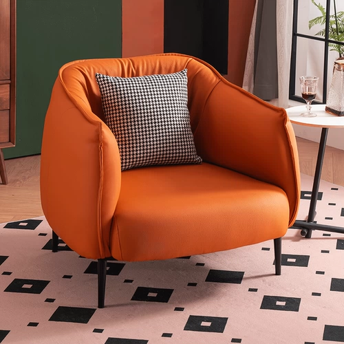 Одиночный диван Light Luxury Living Room Hotel Cafe получает повседневную кожаная спальня для одиночного стула.