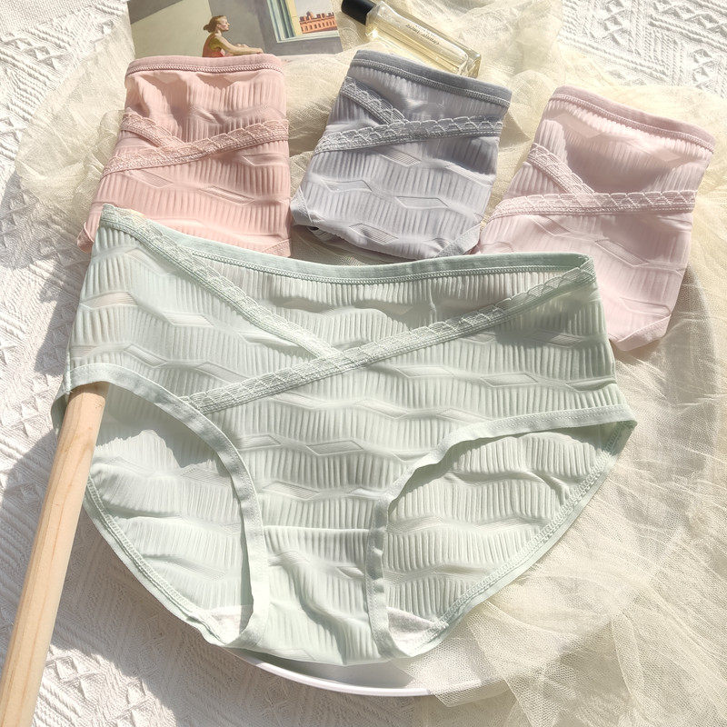 Pregnant woman's underwear woman pregnant with light and thin gestational early stage pregnancy early stage low waist postnatal special pants spring and summer
