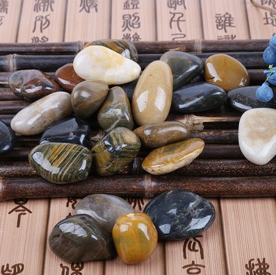 Cobblestone Rain Flower Stone original stone Natural small pebble fish tank Flower Pot flower Soft Stone Courtyard Decorated Gardening Five Colorful Stones