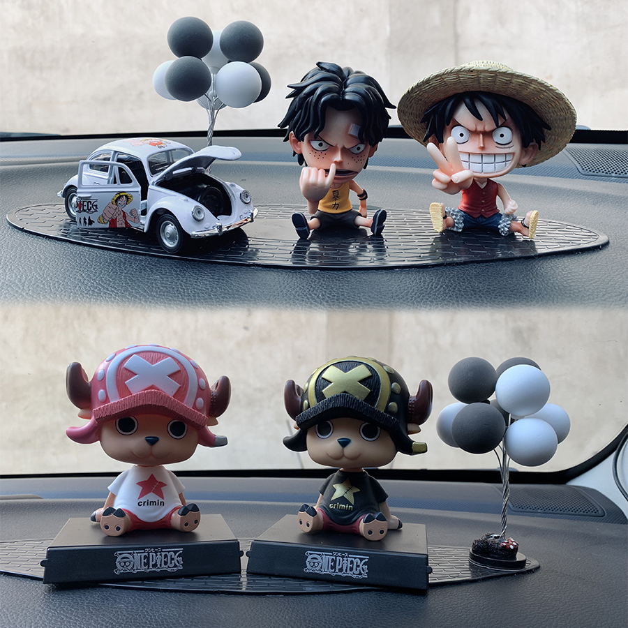 Car decoration high-end personality creative cute Luffy hand-made model doll character car car interior decoration male