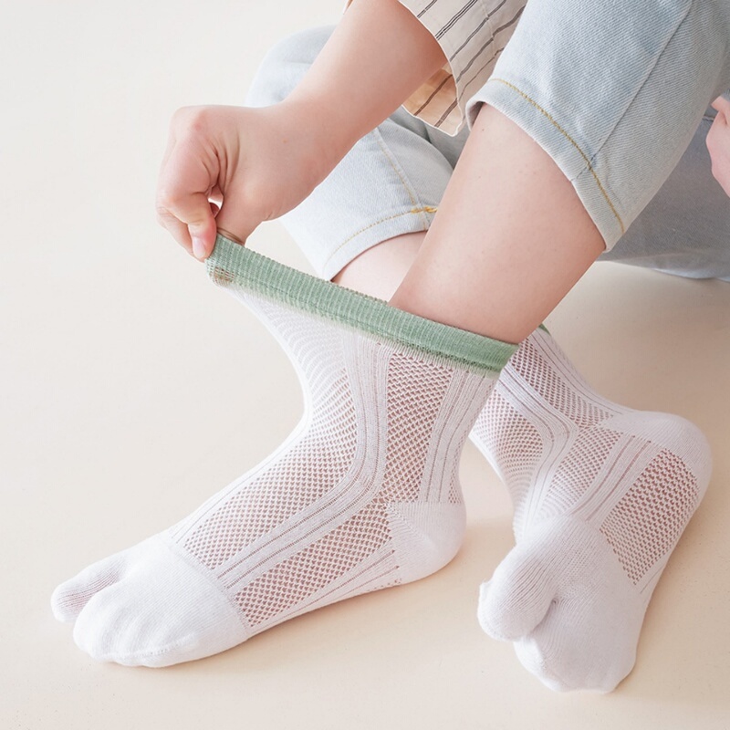 Summer New Thin Children's Two-Toe Socks, Mesh Cotton Mid-Tube, Solid Color, Simple Design, Comfortable for Thumb Valgus, Two-Finger Socks