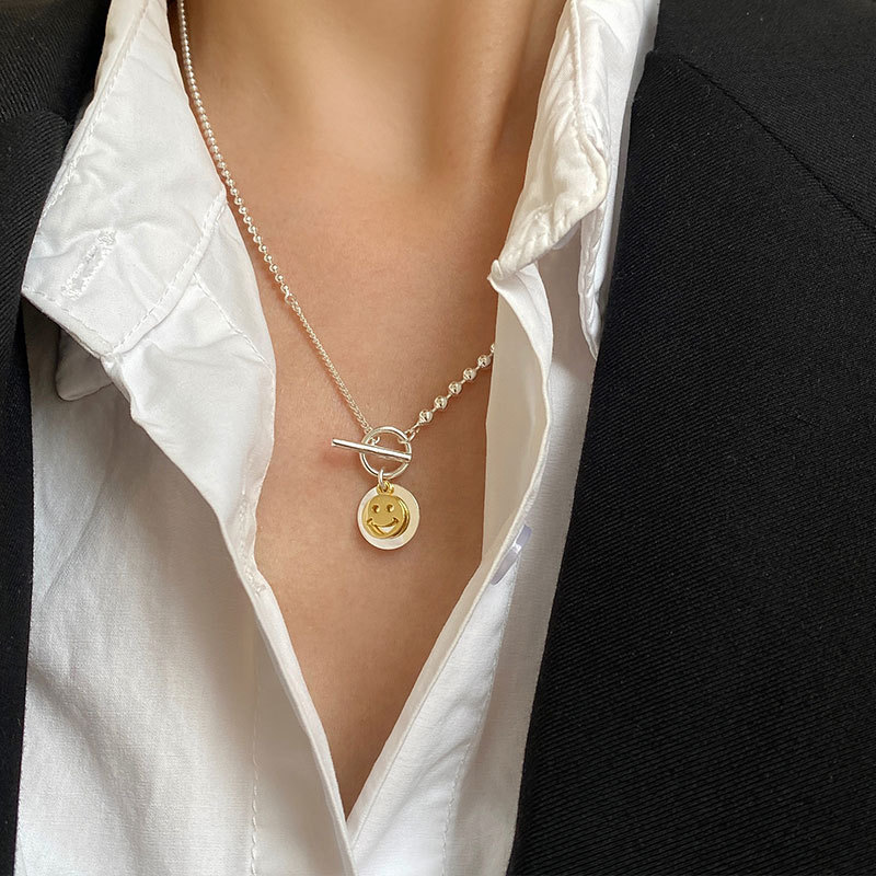 caring kiss necklace s925 sterling silver smiley round plate necklace 2022 new fashion all-match ins clavicle chain