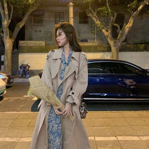 Card in the long windbreaker women 2020 Autumn new high-end temperament small man British style Korean loose coat women