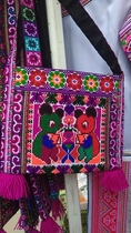 Ethnic minority Miao embroidery double bear pattern new fashion ethnic style mobile phone bag color shipped randomly