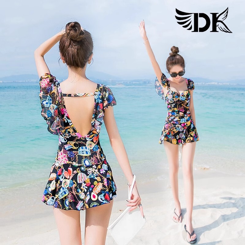 Dk Swimsuit Women's 2025 New Style Belly-Covering Conservative Small Breast Push-Up Large Size Slimming Look Floral One-Piece Skirt Leaky Back Swimsuit Dk Swimsuit Women's 2025 New Style Belly-Covering Conservative Small Breast Push-Up Large Size Slimming Look Floral One-Piece Skirt Leaky Back Swimsuit