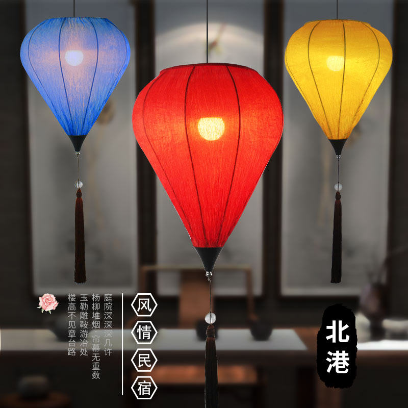 National Day red lantern ornaments retro Chinese palace lantern balcony Chinese Diamond lantern decoration outdoor waterproof lantern lamp