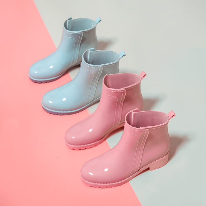 New Martin Rainboot Lady Fashion Model Wear Shoes Short Shoes Short Shoes Shoes