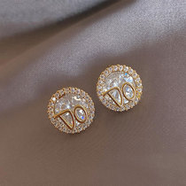 Korean letter earrings female summer niche 2021 New Tide Simple design sense temperament advanced wild atmosphere