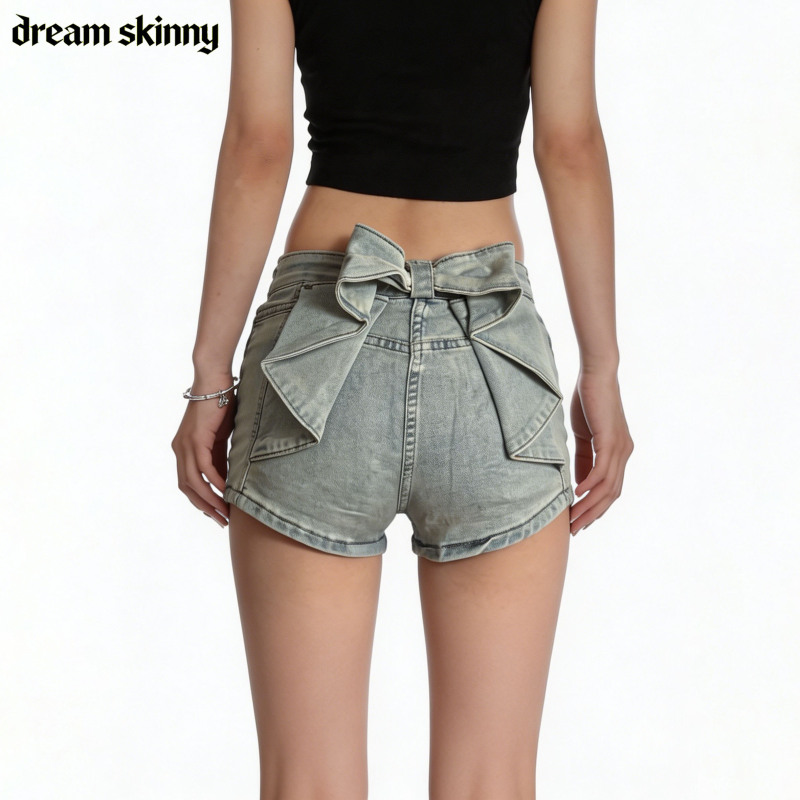 Plus-Size Designer Fashion High-End Vintage Low-Waist Denim Shorts, Summer Slim-Fit, Flattering, Washed and Distressed, Hot Girl Style Hot Pants