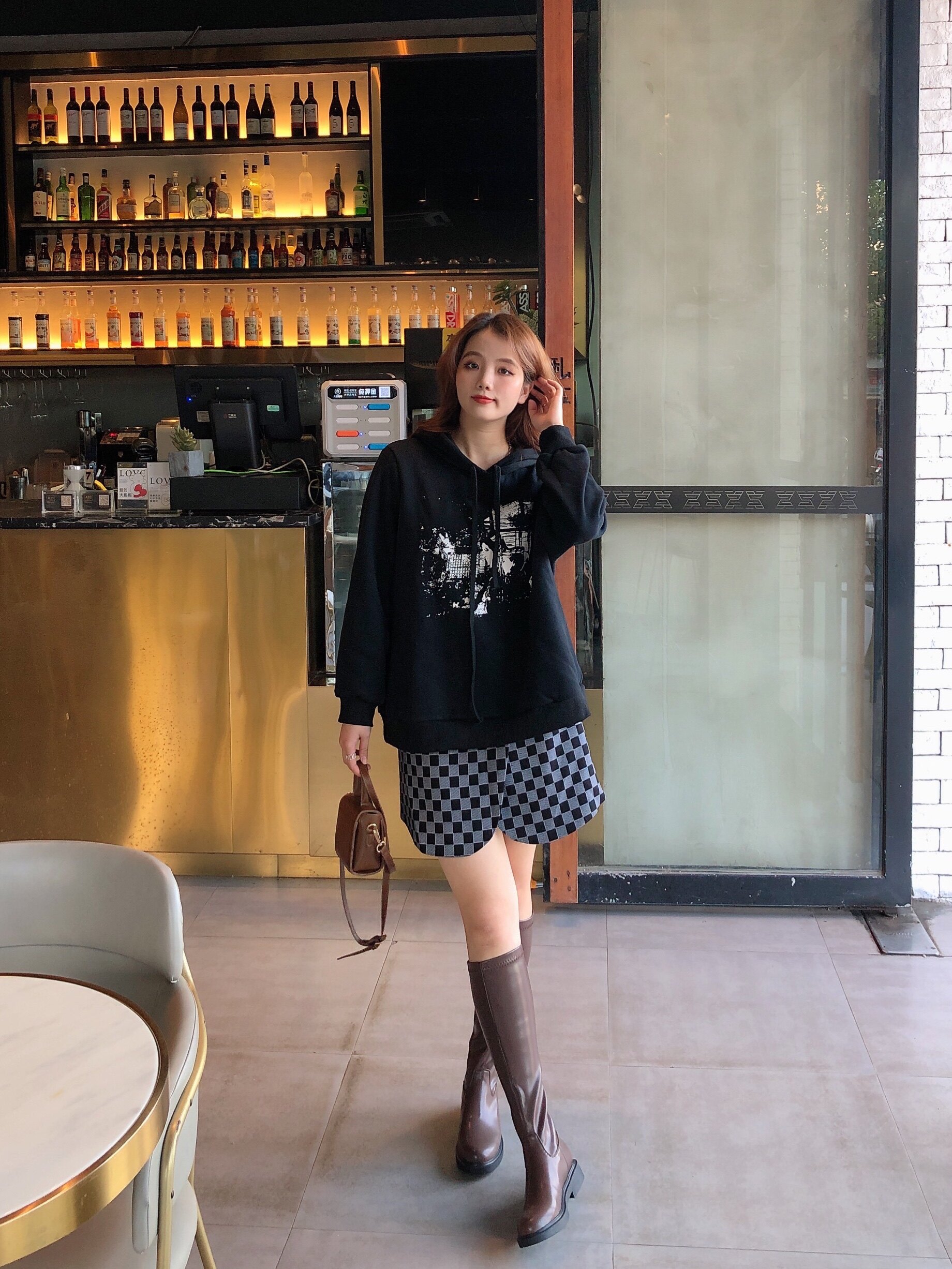 (Star Homogeneous Buyer Show) Professional Taobao Women's Clothing Buyer Show Home Spinning Four Sets of Real-name Sun Chart Shooting