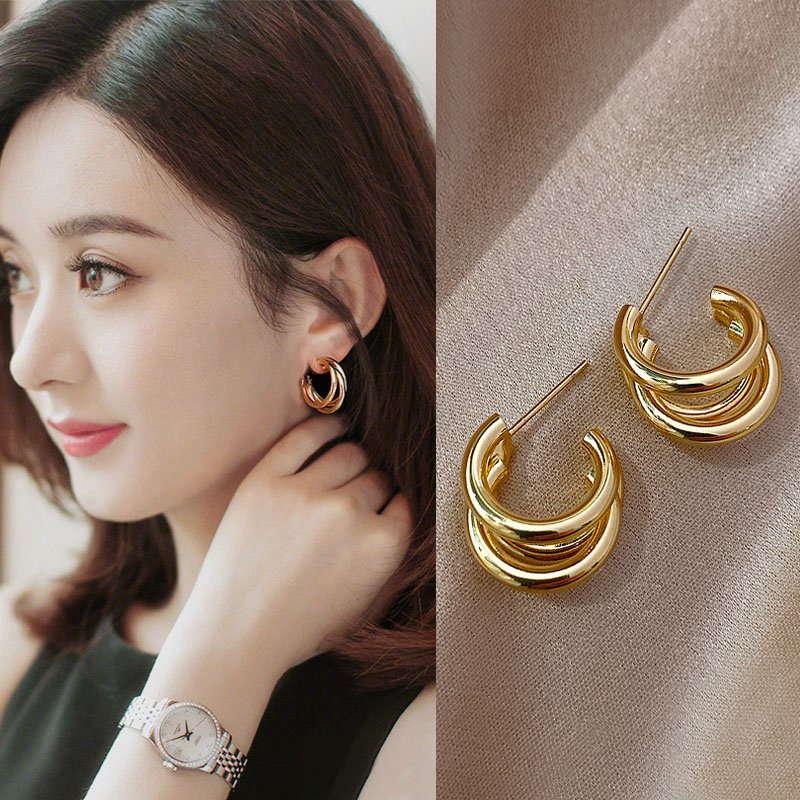 Korean ring earrings women's 2021 new trend sterling silver hypoallergenic high-grade sense earrings female temperament gold earrings