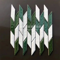 Зеленая и белая печь смены