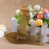 Натуральная царапина салон красоты.