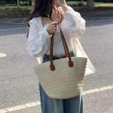 Вместительная и большая соломенная летняя пляжная сумка