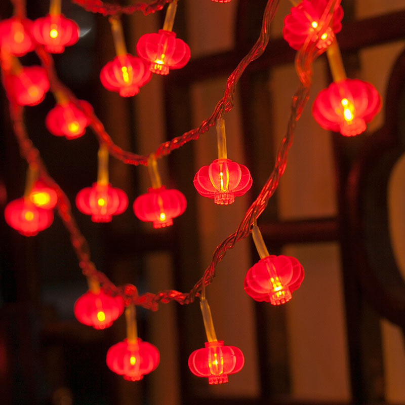 New Year's red lanterns Chinese knot small lanterns flashing lights string full of stars home Chinese New Year Spring Festival room decoration layout