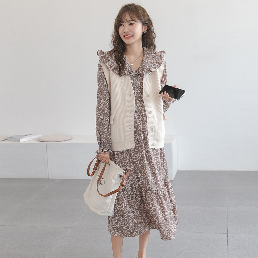 Autumn new maternity dress net red fashion foreign style floral dress loose large size does not show pregnant long sleeve skirt tide