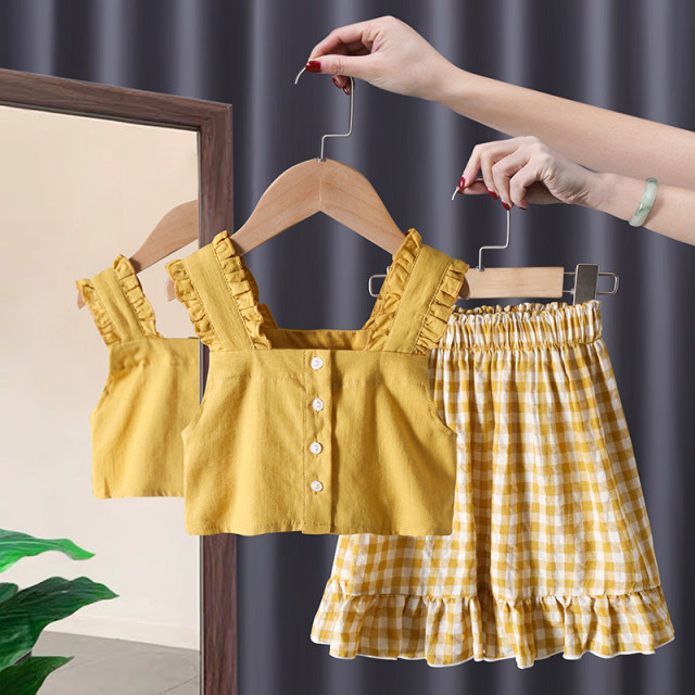 Girls Korean version of the suit suspenders short top and plaid shorts two-piece set 2023 summer new style children's clothing