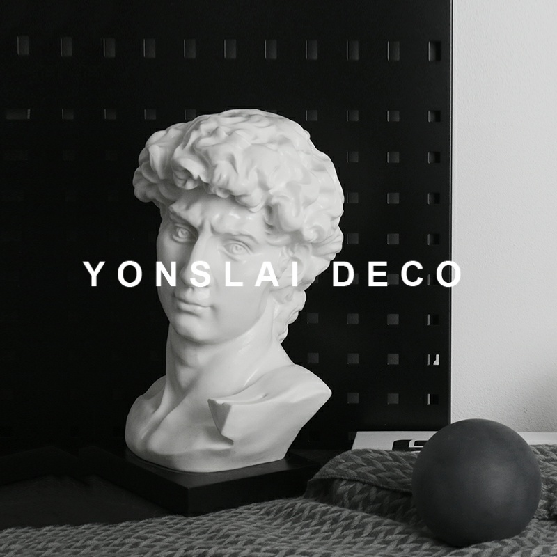 Nordic model room light luxury creative character David sculpture head home craft gift decoration soft decoration decoration