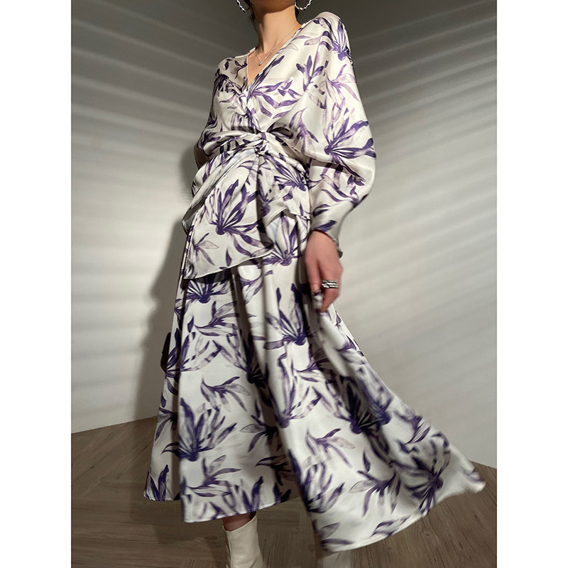 Aconiconi | French print elegant slouchy niche set for women's early fall temperament design sense shirt skirt