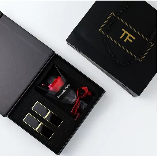 Tom Ford, lipstick, gift box, linen bag
