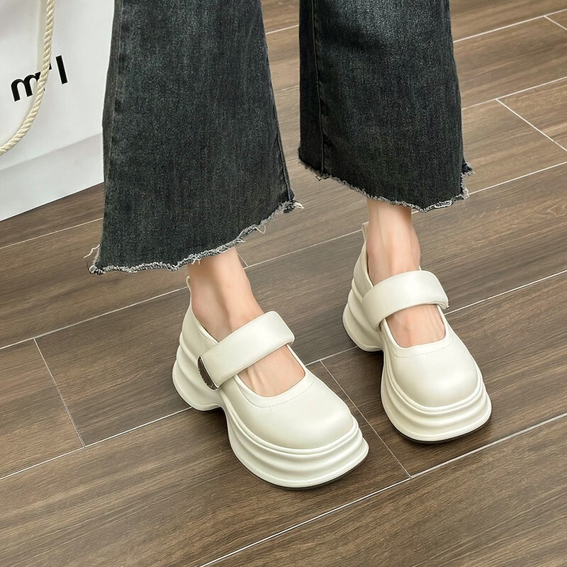 Wedding Shoes for Women 2025 New Style Wedding Dress Essential Thick-Soled Bridesmaid Shoes Chunky Heel Buckle Mary Jane Shoes for Pregnant Women That Are Comfortable and Not Tiring for the Feet Wedding Shoes for Women 2025 New Style Wedding Dress Essential Thick-Soled Bridesmaid Shoes Chunky Heel Buckle Mary Jane Shoes for Pregnant Women That Are Comfortable and Not Tiring for the Feet