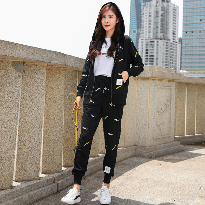 Shark embroidery Rnecklace sweatpants Trousers Tide Card Sport Suit Women Loose couple's jacket long pants Two sets