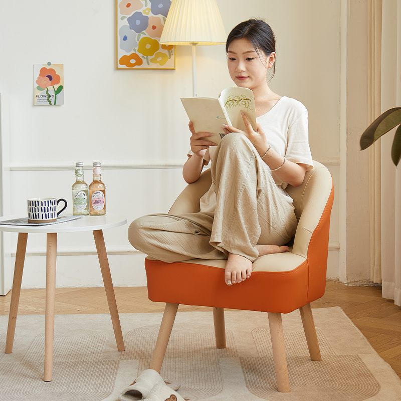 清泉古艺：诧寂风实木休闲椅引领居家美学新潮流