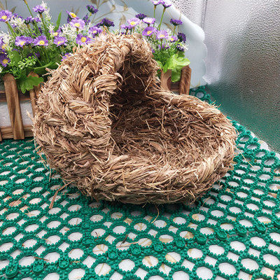 Grass nest small rabbit guinea pig guinea pig grass nest special hand-woven heating small grass nest grass mat to keep warm in winter