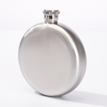 Portable 5-ounce round stainless steel hip flask set for outdoor camping with original Russian hip flask