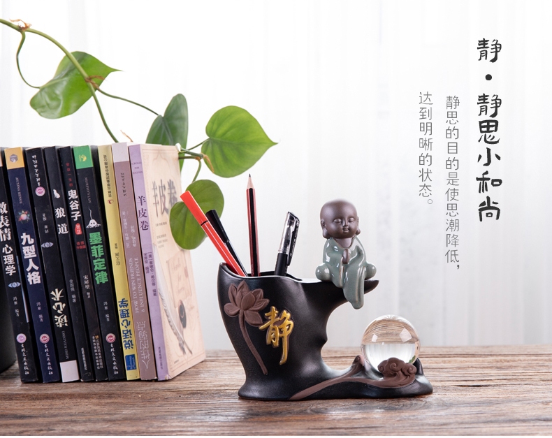 Ceramic brush pot creative fashion a lovely student office desktop multi - function receive retro move contracted furnishing articles