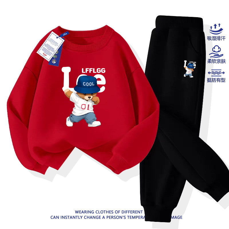 Осенний костюм для мальчиков, новинка 2025 года, красивый и модный красный повседневный свитер с медведем для девочек, костюм-двойка