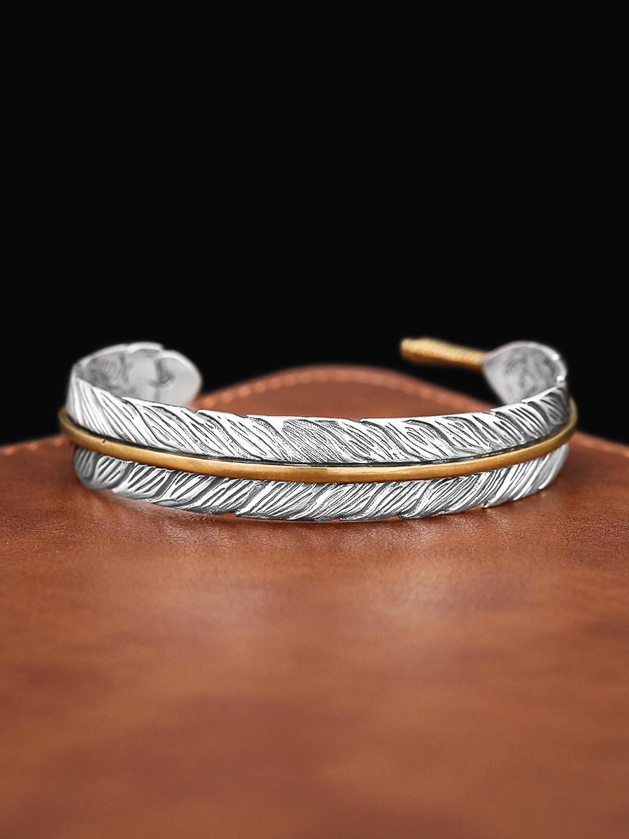 S  TREND PERSONALITY INDIAN STYLE FEATHER BRACELET FOR MEN AND WOMEN COUPLES VERSATILE ARABESQUE PATTERN OPEN BRACELET
