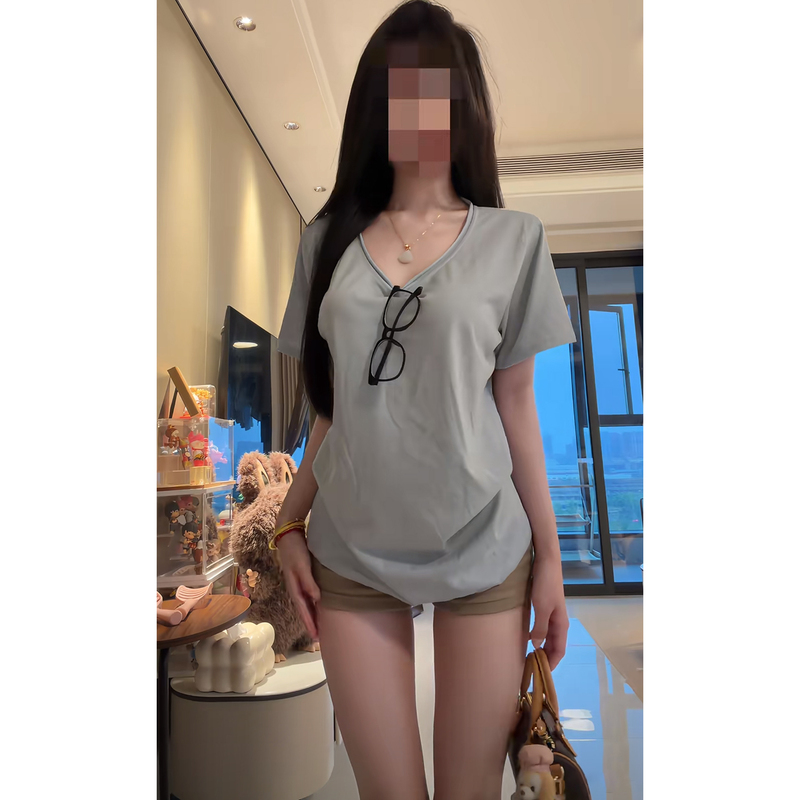 Retro Lazy Style V-Neck Loose Slimming Short-Sleeve T-Shirt for Women, Summer Vibe Versatile Comfortable Mid-Length Top Retro Lazy Style V-Neck Loose Slimming Short-Sleeve T-Shirt for Women, Summer Vibe Versatile Comfortable Mid-Length Top