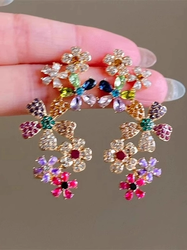 撞上彩虹！撞色花朵配饰轻奢高级感饰品小众设计百搭装饰拎环耳饰