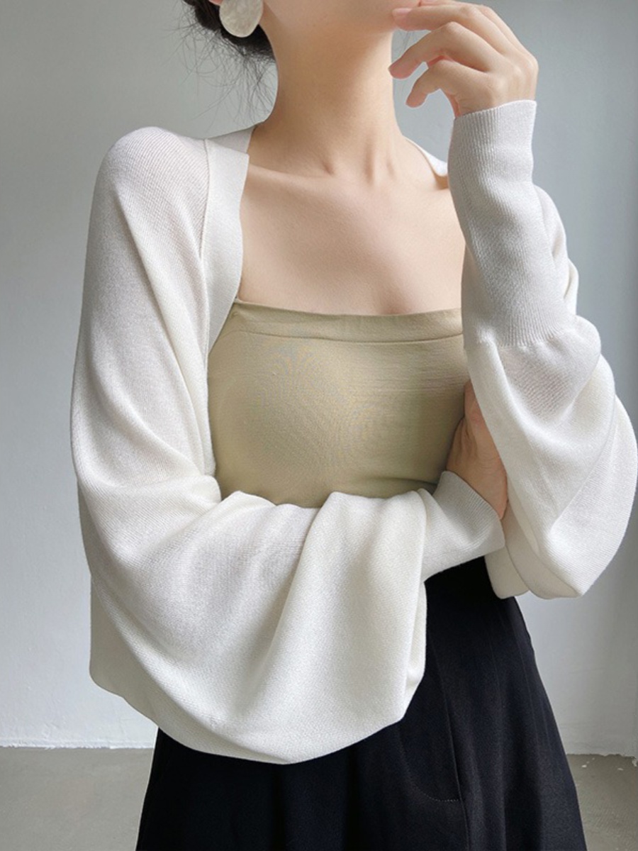 <!--白色防晒坎肩天丝冰丝针织开衫女夏薄款披肩外搭罩衫上衣短款外套-->