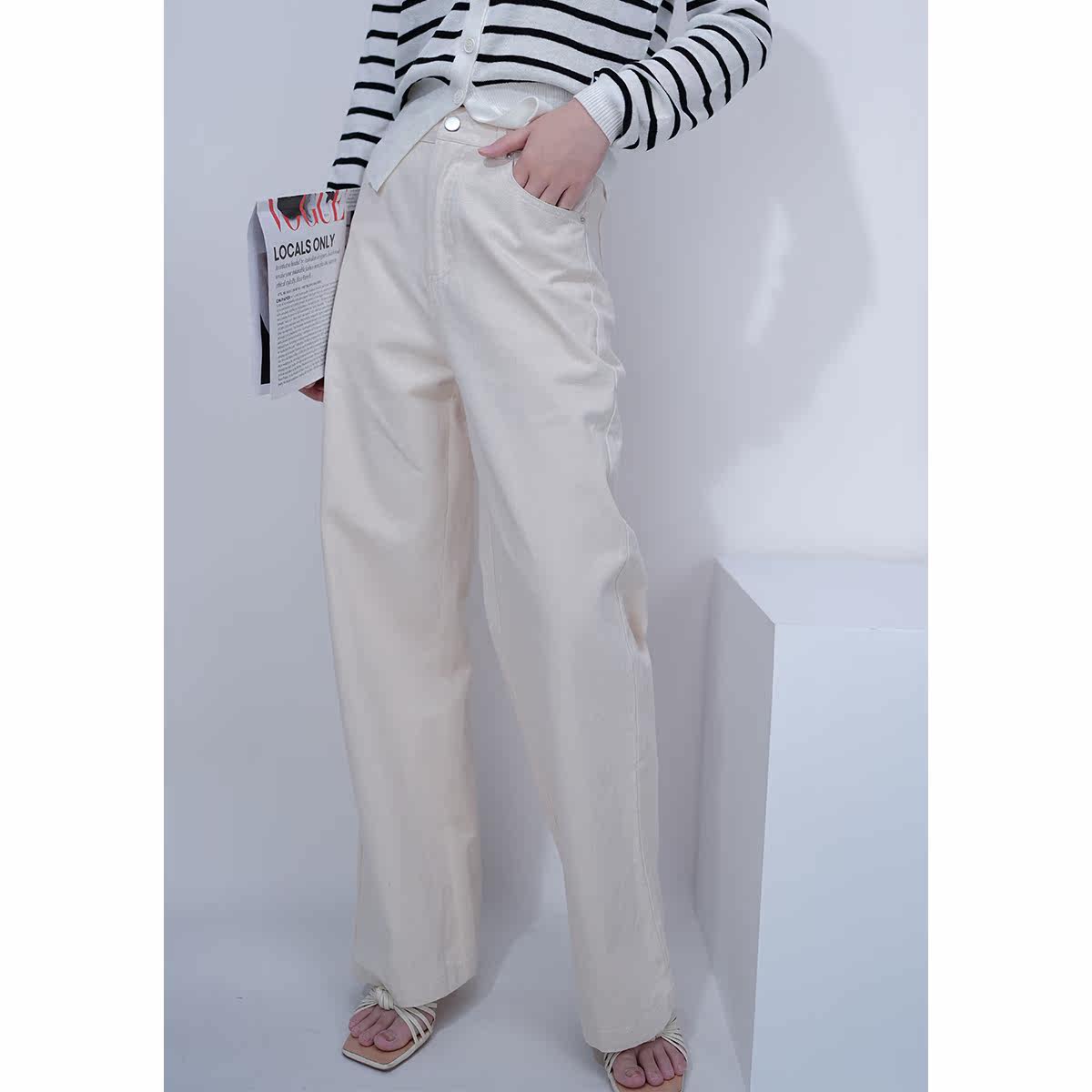 Sister Hu 2022 autumn and winter white jeans new Korean style high waist loose all-match casual wash jeans women