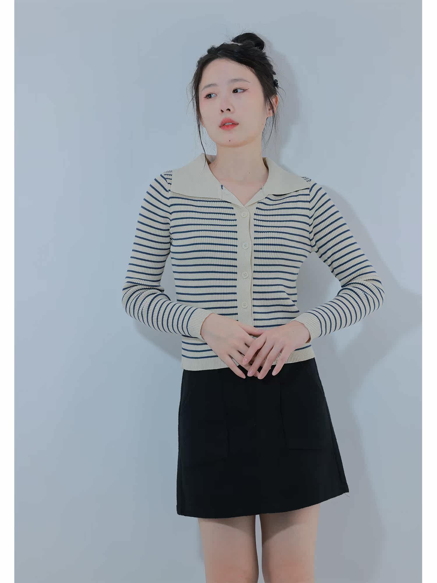 Sister Hu's slim-fit French temperament striped POLO collar slim-fit sweater design sense 2022 autumn and winter new style