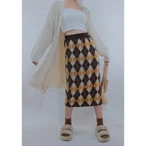 Sister Hus high-waisted French-style color-blocking diamond-shaped knit skirt with a design sense of niche 2022 autumn and winter new style