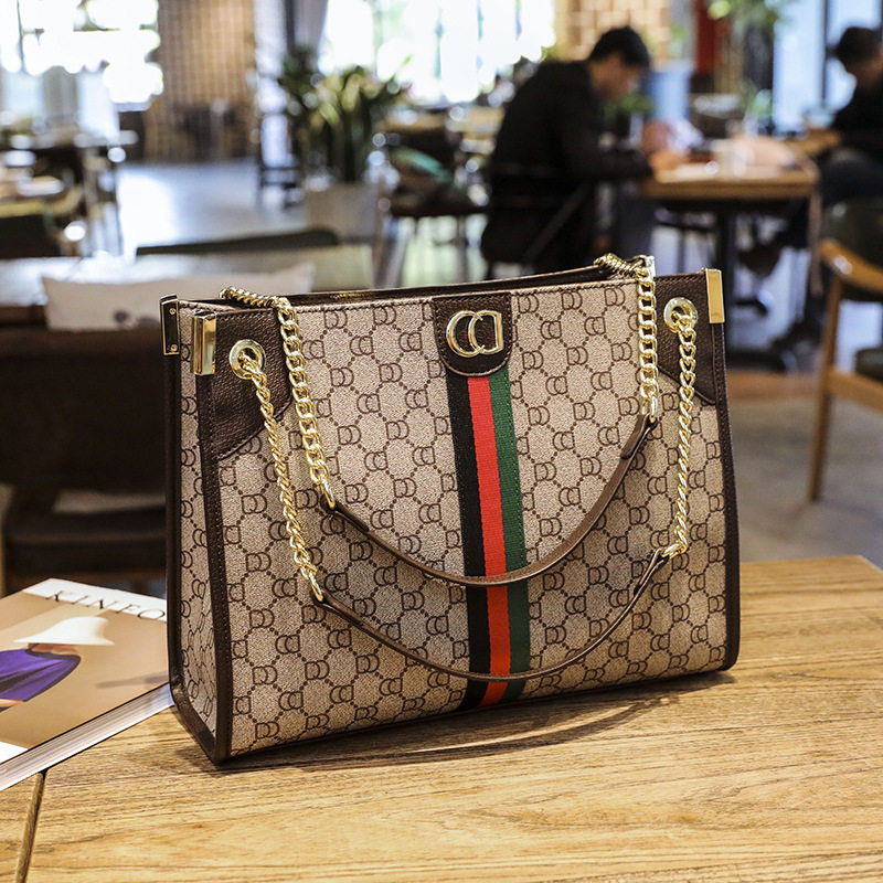 Bag women's 2022 new high-end fashion all-match commuter tote bag large-capacity chain bag shoulder handbag