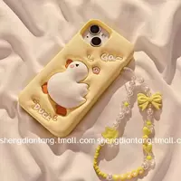 Желтая утка, iphone 16