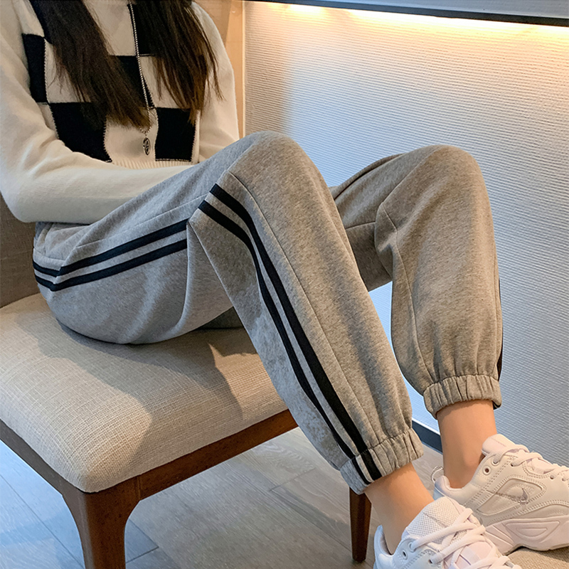 American-Style Sports Two-Stripe Pants for Men and Women, New High-Waisted Loose Casual Jogger Pants with Three Stripes for Autumn and Summer
