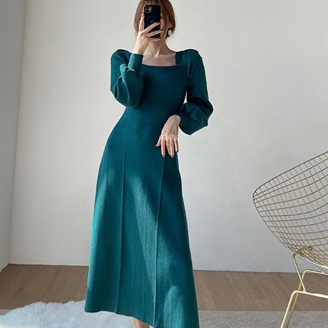 Autumn and winter 2021 new style cold wind chic square neck temperament sweater long skirt high sense of base knitted dress women