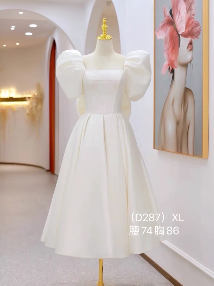  XL+D287 waist 74 breasts 86 rent   + $7.85 