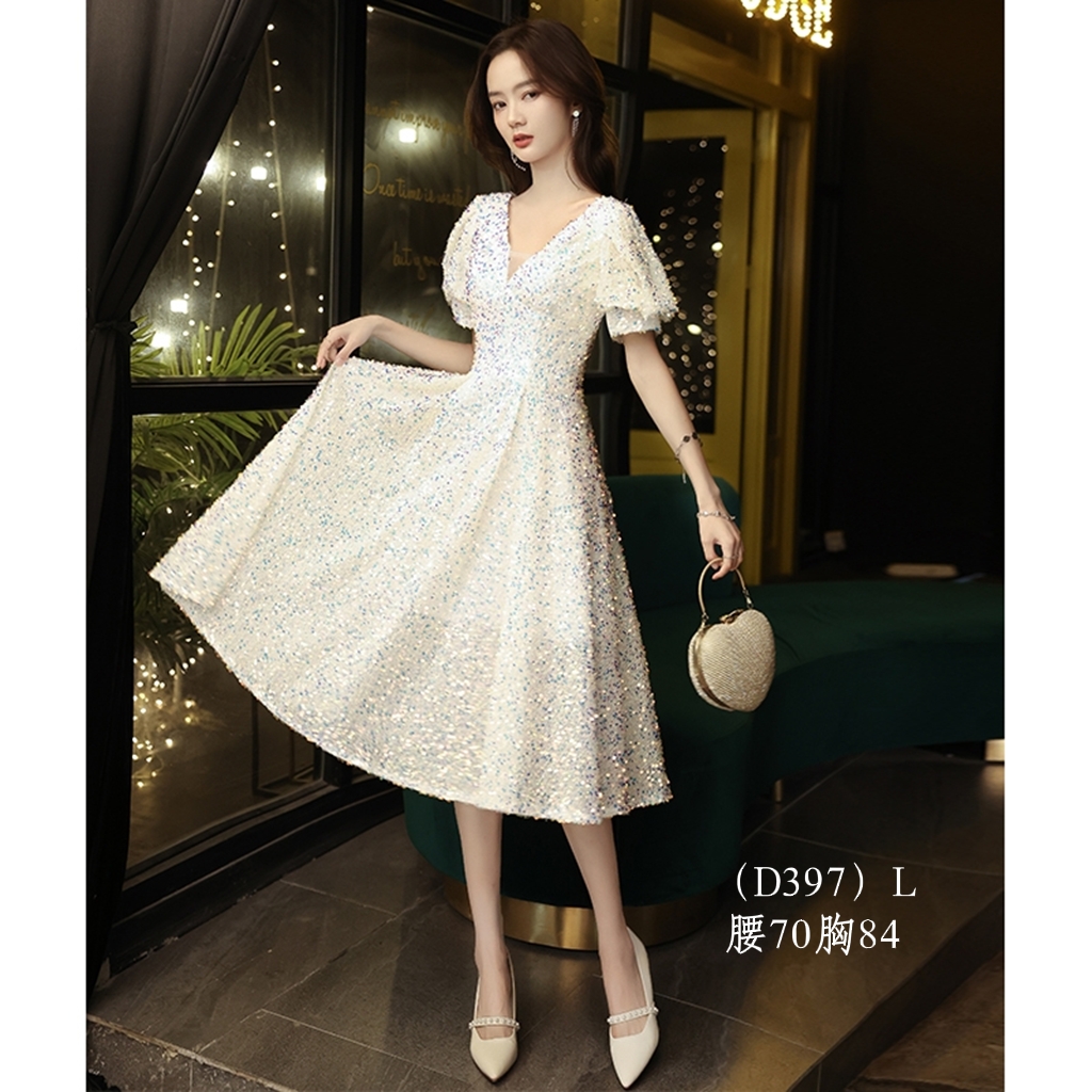  L+D397 waist 70 breasts 84 rent   + $3.14 