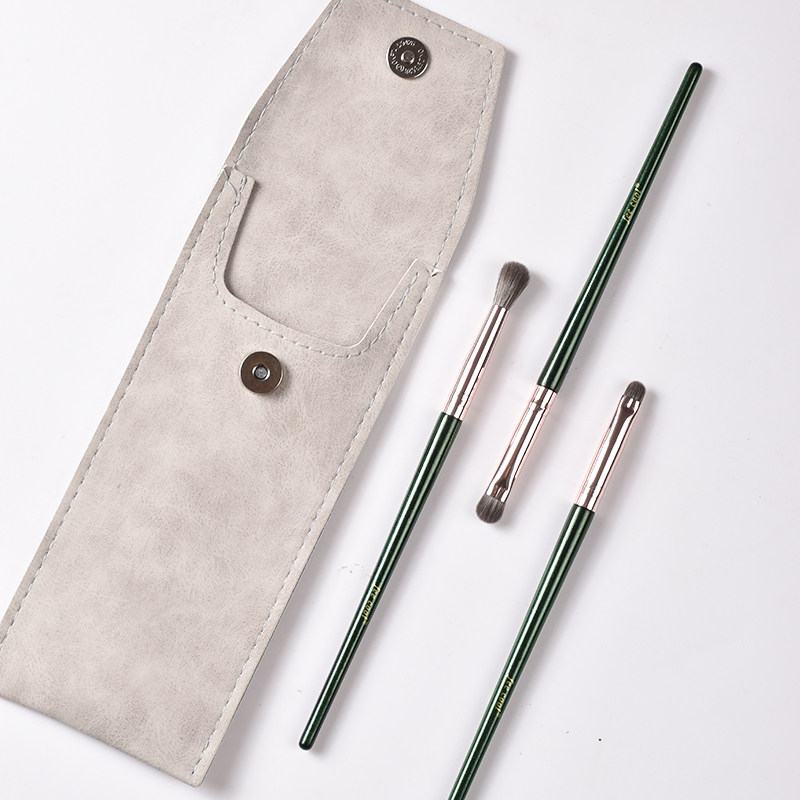 FEE COOL Base Eye Shadow Brush Suit Three Loaded Animals Fur Soft Hair Eye Fainting Details Makeup Brush Beginology
