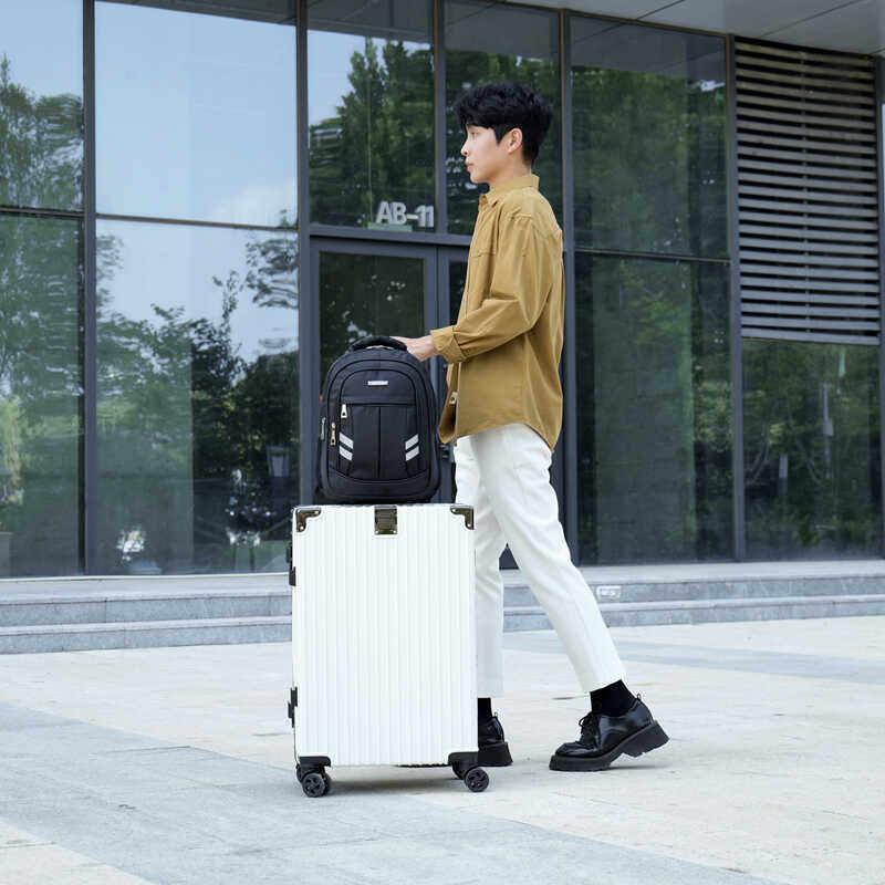 日常上班通勤小号双肩包男大容量商务出差14寸电脑背包防泼水耐用详情5